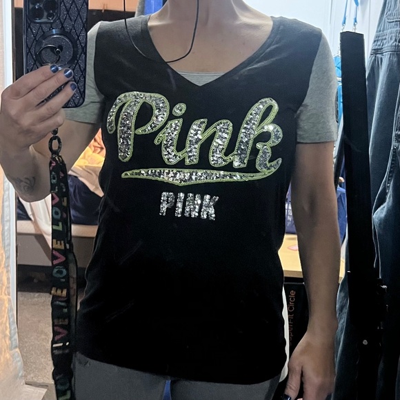 |•PINK•| Victoria's Secret PINK Sequin Logo Size Small - Picture 8 of 14